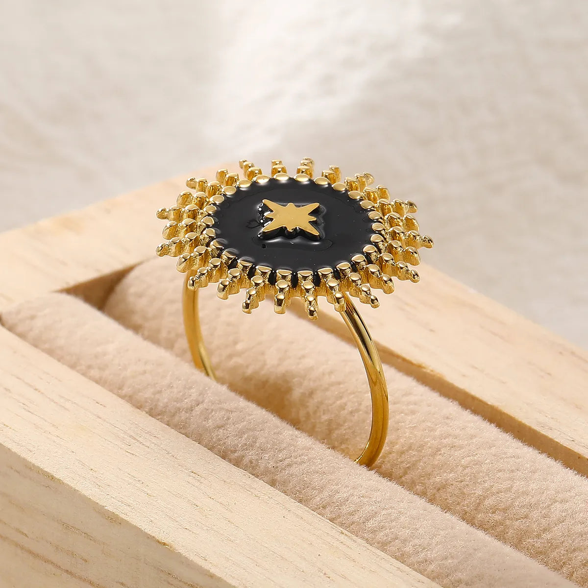 ladies rings for fashion enthusiasts -Simple Style Sun Star Stainless Steel Enamel Plating Gold Plated Open Rings